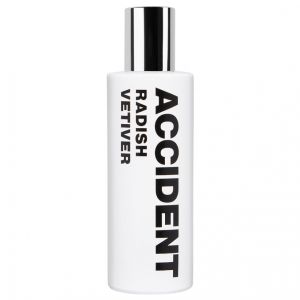 Comme des Garcons Accident Radish Vetiver