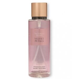 Victoria`s Secret Velvet Petals